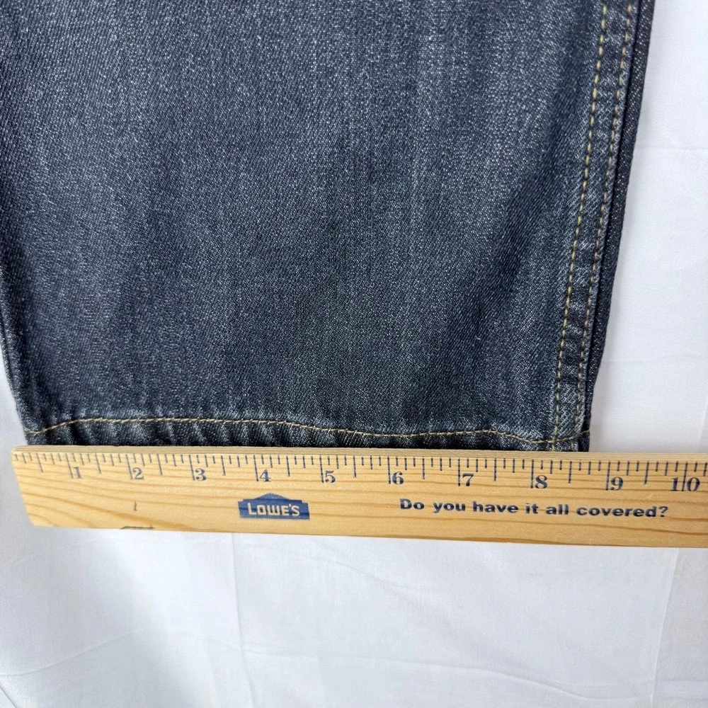 Signature by Levi Strauss 30x32 Regular Fit Dark Wash Jeans Workwear NWT Classic